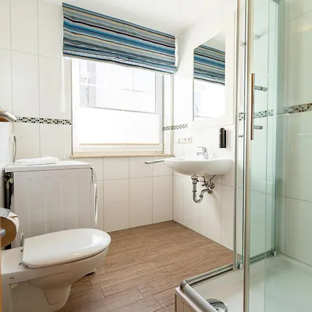 Dünendomizil App 06 Daire Heringsdorf